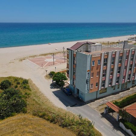 Hotel Rivabella Davoli Esterno foto
