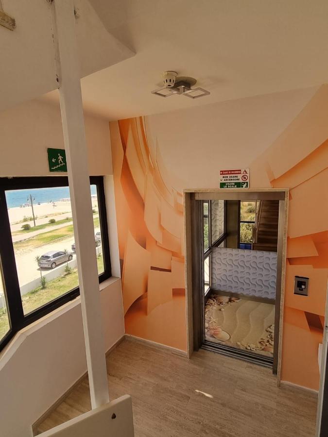 Hotel Rivabella Davoli Esterno foto