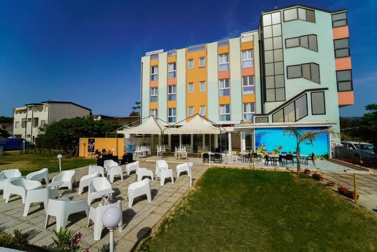 Hotel Rivabella Davoli Esterno foto