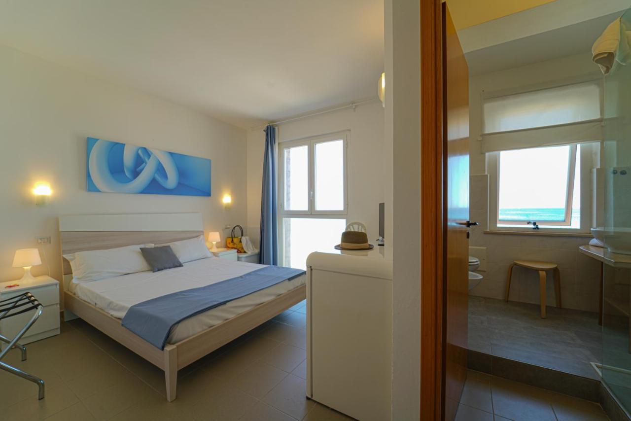 Hotel Rivabella Davoli Esterno foto