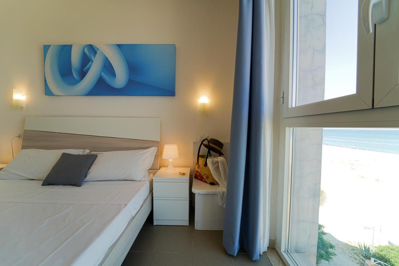 Hotel Rivabella Davoli Esterno foto